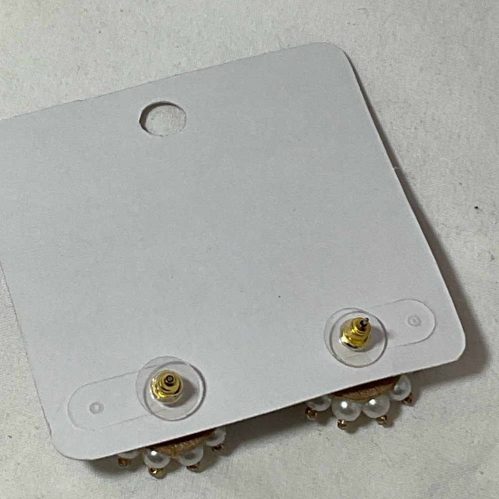 Gold and White Fan Design Earrings with Sparkling Crystals - Picture 6 of 9